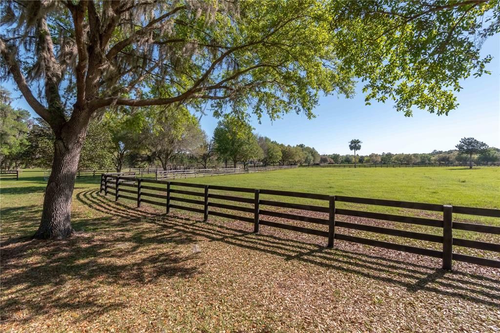 En Venta: $3,995,000 (4 camas, 4 baños, 4809 Pies cuadrados)