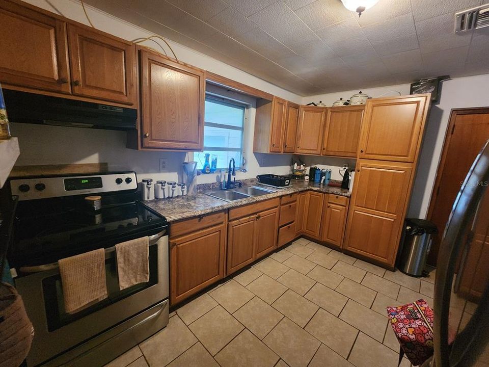 1st side - Kitchen