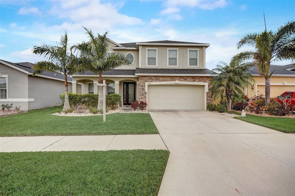 For Sale: $499,000 (5 beds, 3 baths, 3113 Square Feet)