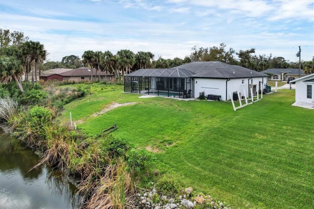 Active With Contract: $600,000 (3 beds, 2 baths, 1730 Square Feet)