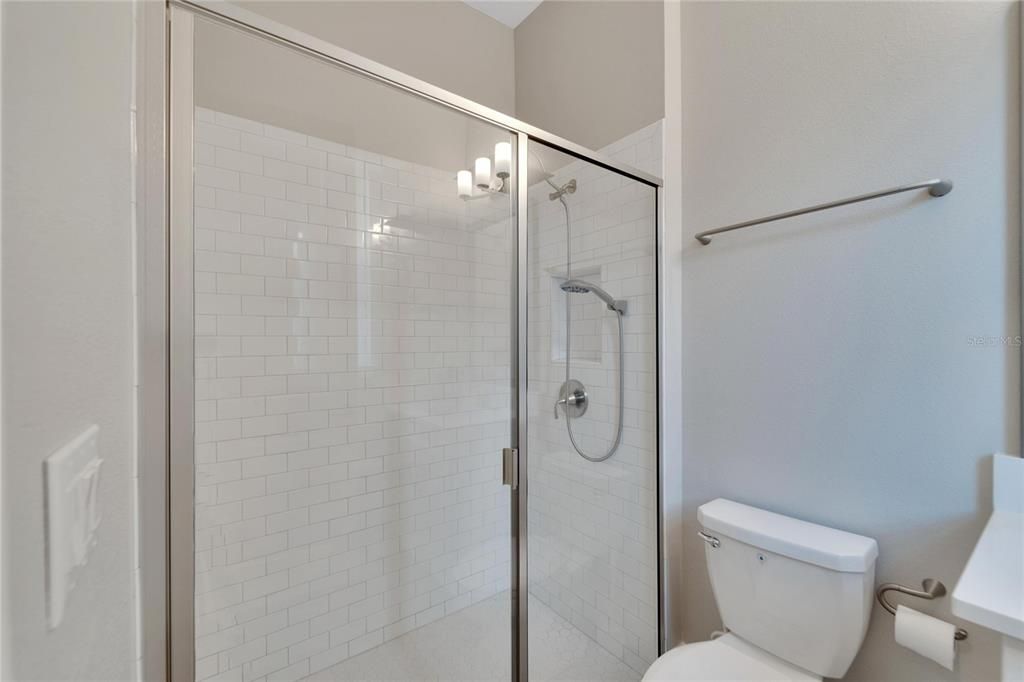 Недавно арендовано: $3,995 (3 спален, 3 ванн, 2507 Квадратных фут)