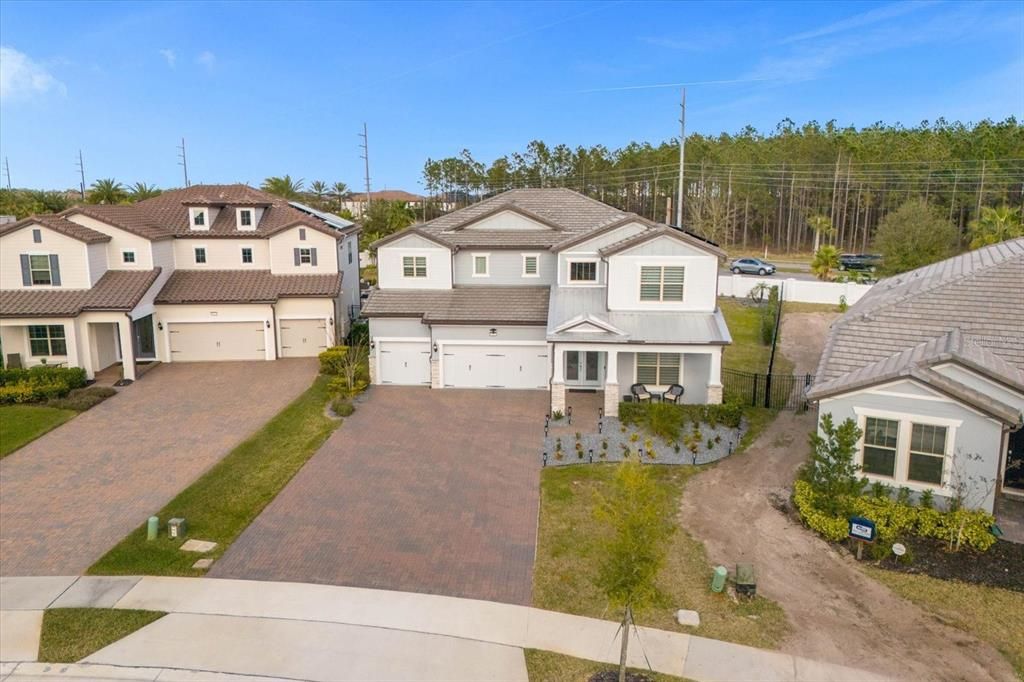 Recently Sold: $1,525,000 (6 beds, 6 baths, 4595 Square Feet)