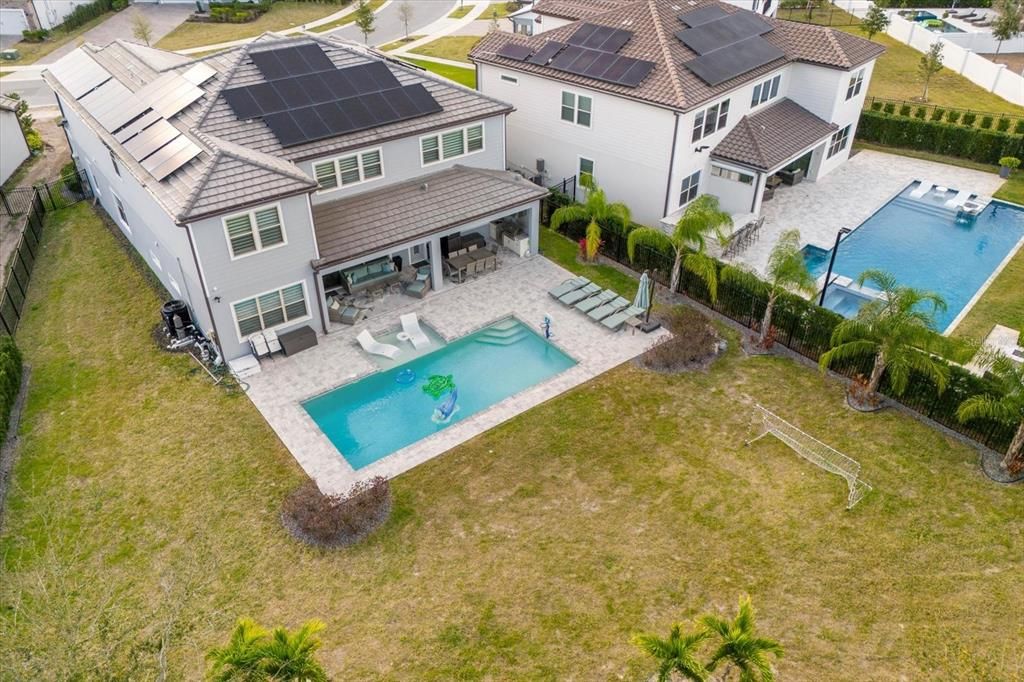 Recently Sold: $1,525,000 (6 beds, 6 baths, 4595 Square Feet)
