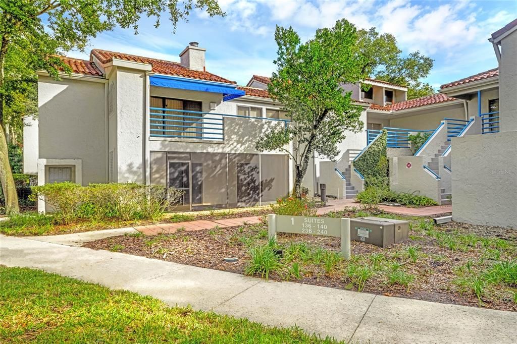 Active With Contract: $2,500 (2 beds, 2 baths, 1275 Square Feet)
