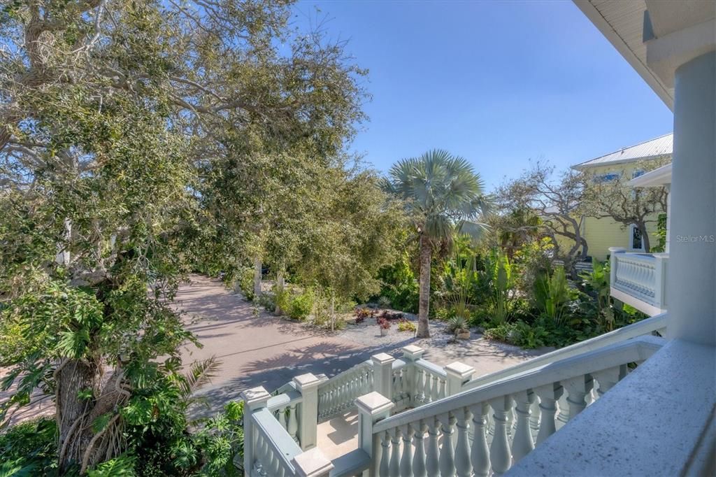 Recently Sold: $4,999,900 (4 beds, 5 baths, 7285 Square Feet)