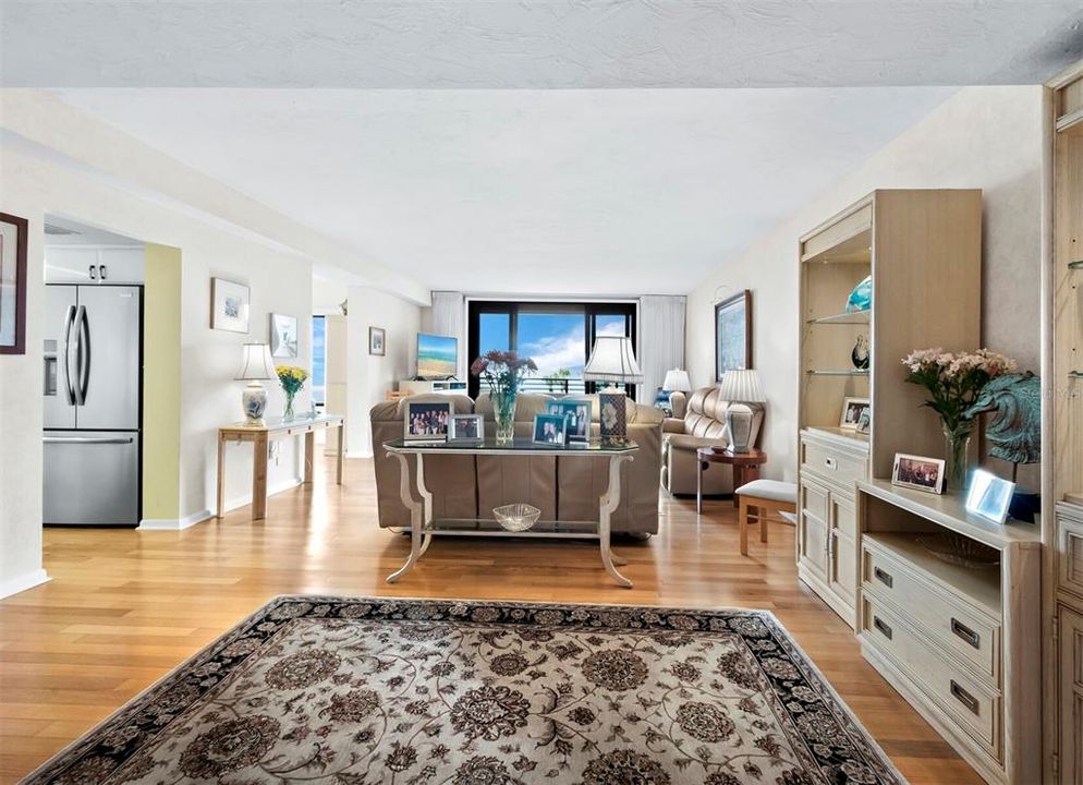 Active With Contract: $1,625,000 (2 beds, 2 baths, 1839 Square Feet)