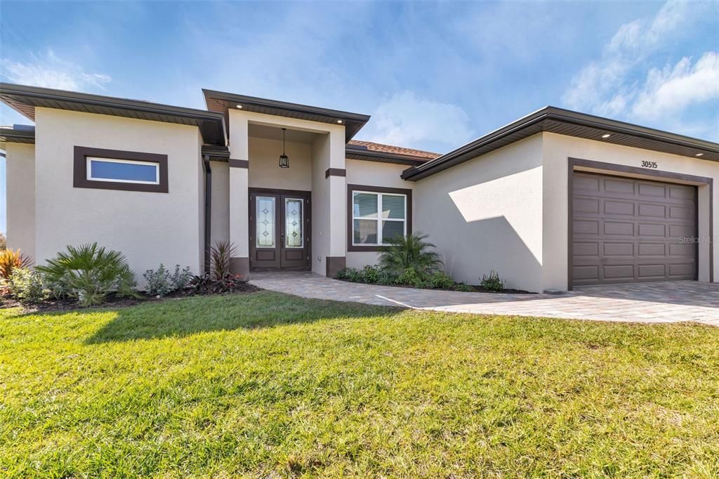 Recently Sold: $375,000 (3 beds, 2 baths, 1588 Square Feet)