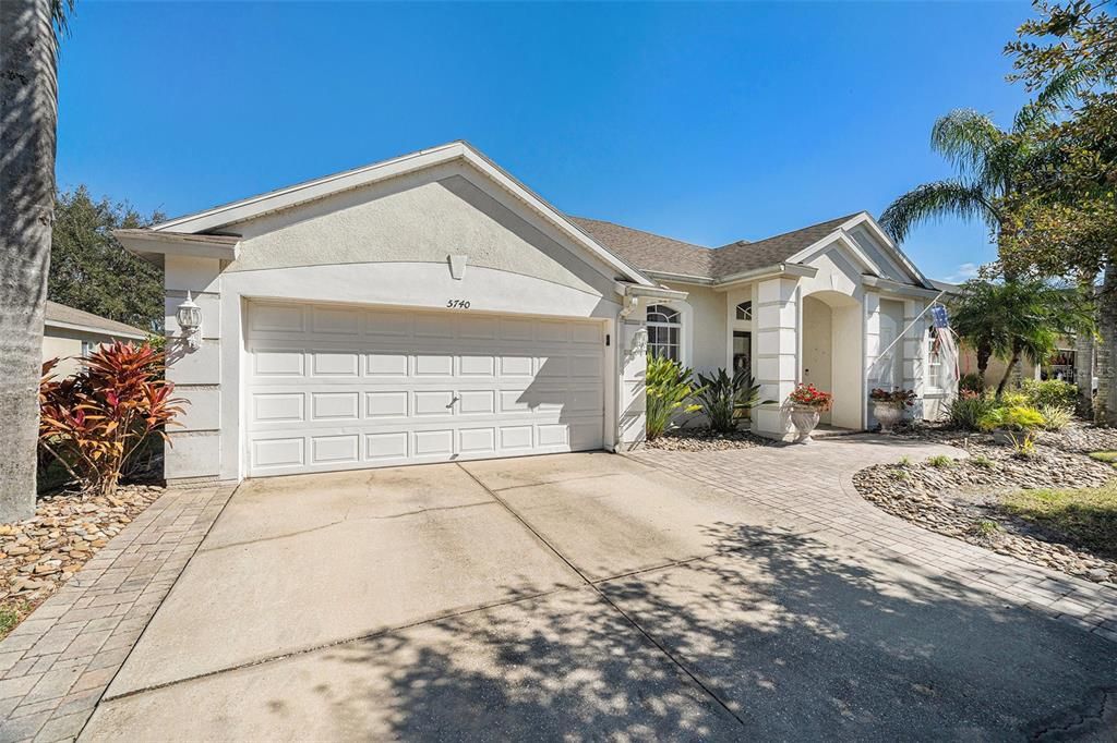 Active With Contract: $499,900 (4 beds, 3 baths, 2585 Square Feet)