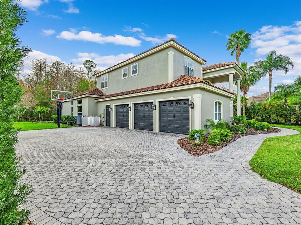 Exterior Garage view