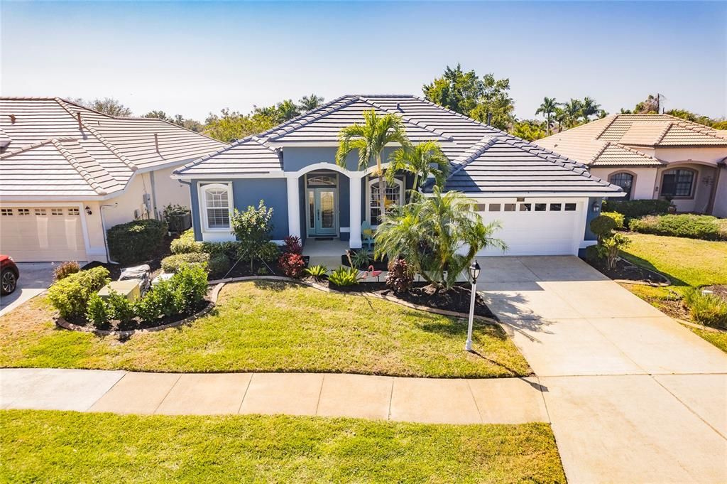 Recently Sold: $459,900 (3 beds, 2 baths, 2021 Square Feet)