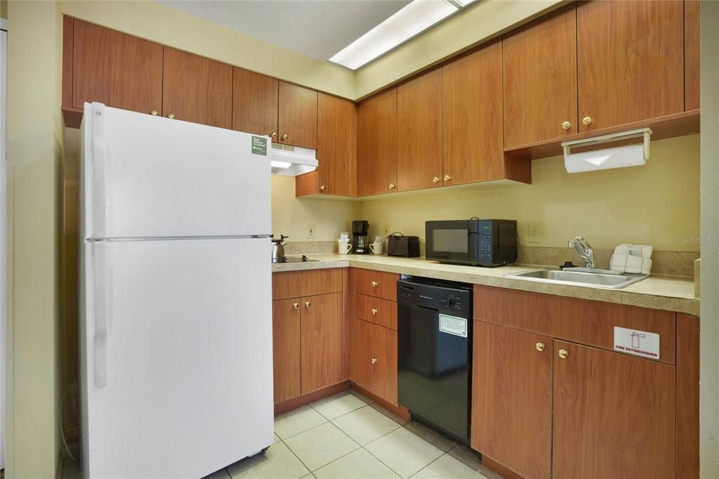 For Sale: $124,999 (1 beds, 1 baths, 542 Square Feet)