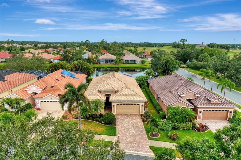 Active With Contract: $519,500 (2 beds, 2 baths, 1819 Square Feet)