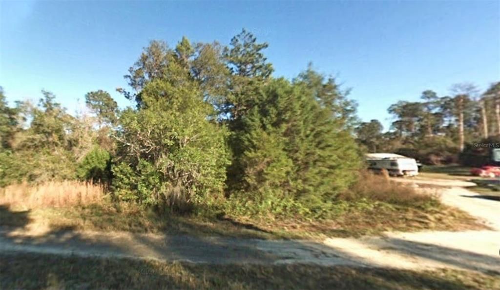 For Sale: $9,000 (0.27 acres)