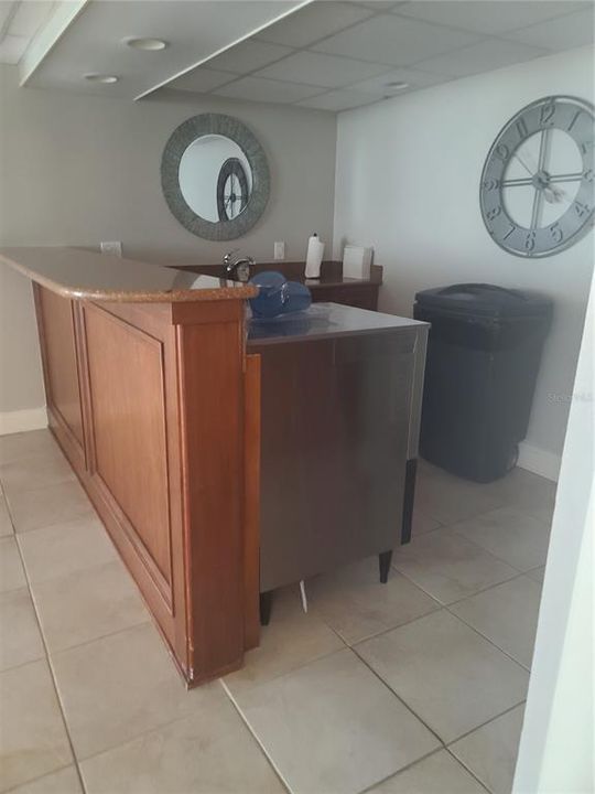 Recently Rented: $3,500 (2 beds, 2 baths, 1385 Square Feet)