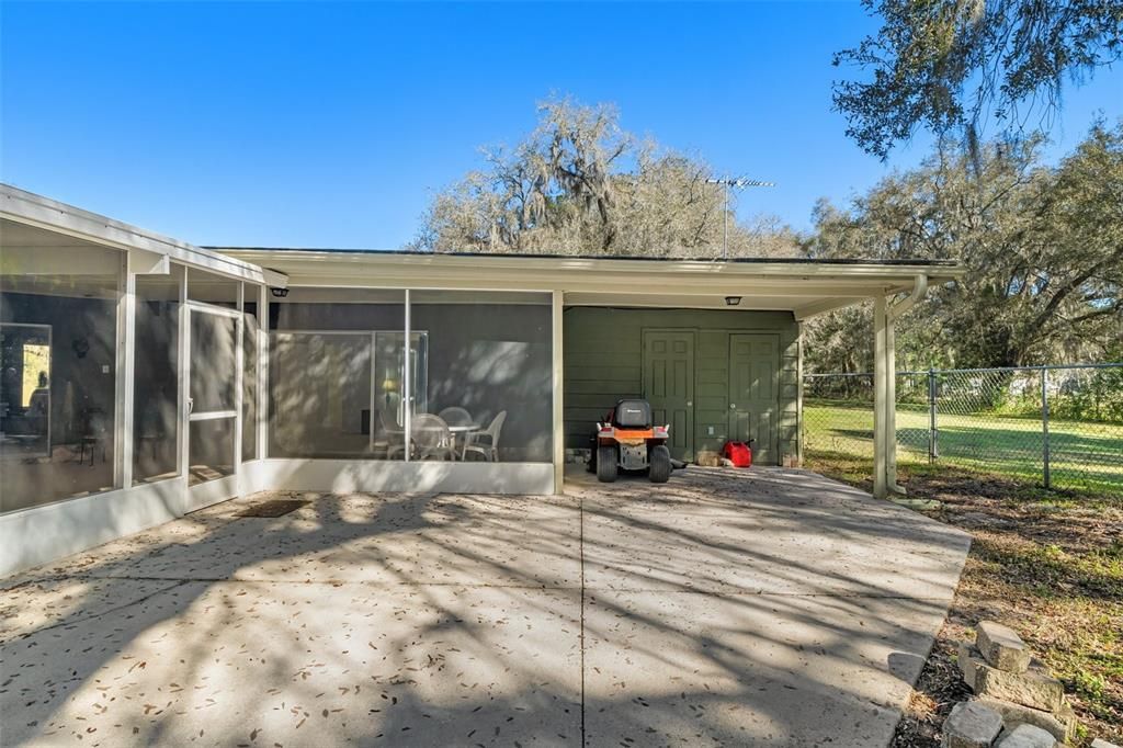 Active With Contract: $449,000 (4 beds, 2 baths, 2389 Square Feet)