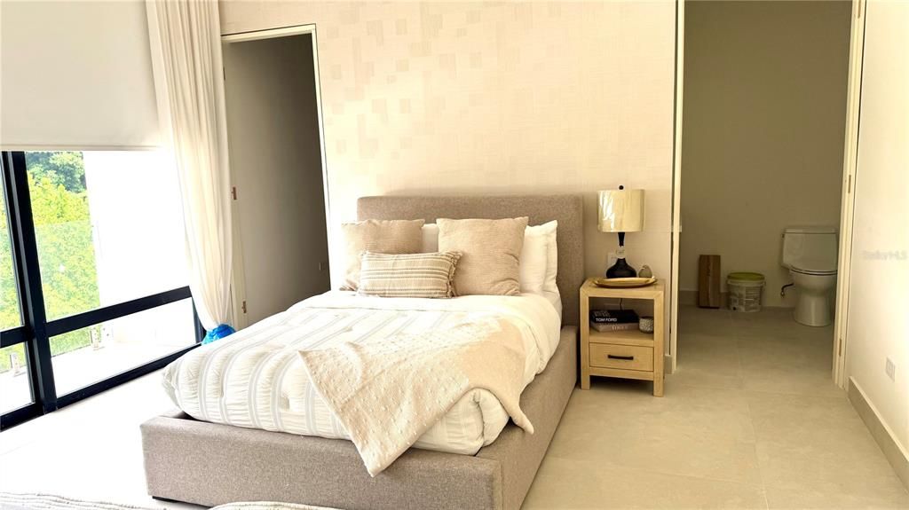 待售: $11,995,000 (6 贝兹, 6 浴室, 8100 平方英尺)