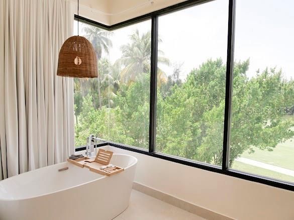 待售: $11,995,000 (6 贝兹, 6 浴室, 8100 平方英尺)