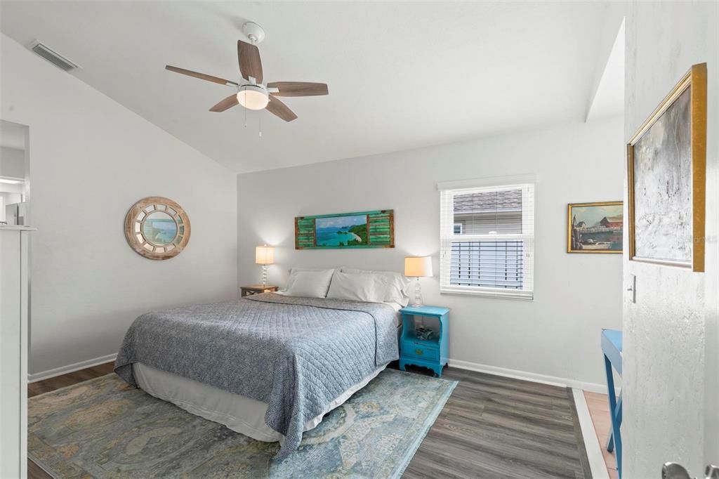 Active With Contract: $539,000 (3 beds, 2 baths, 1322 Square Feet)