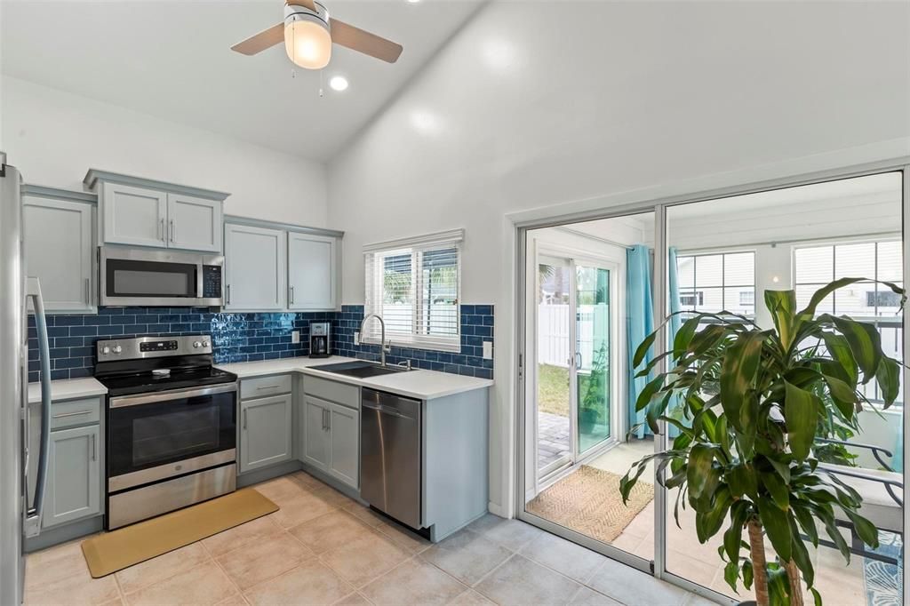 Active With Contract: $539,000 (3 beds, 2 baths, 1322 Square Feet)