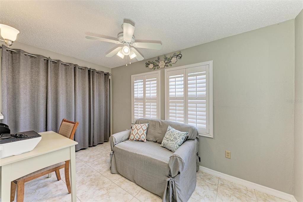 Active With Contract: $145,000 (2 beds, 2 baths, 1071 Square Feet)