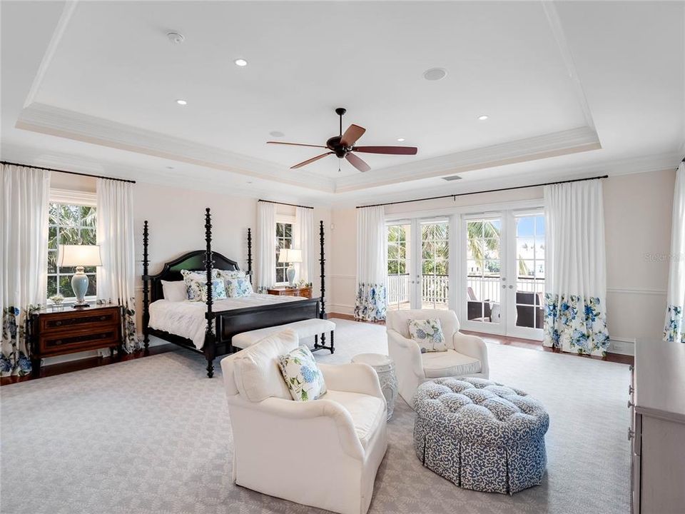 Recently Sold: $7,950,000 (6 beds, 8 baths, 7872 Square Feet)