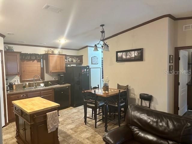 Recently Sold: $245,000 (3 beds, 2 baths, 1188 Square Feet)