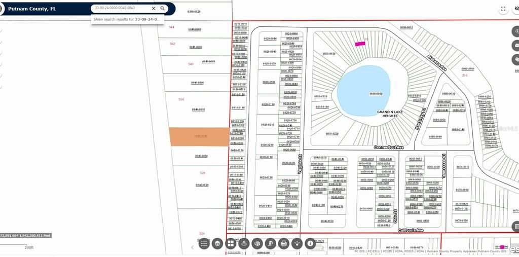 На продажу: $24,300 (0.97 acres)