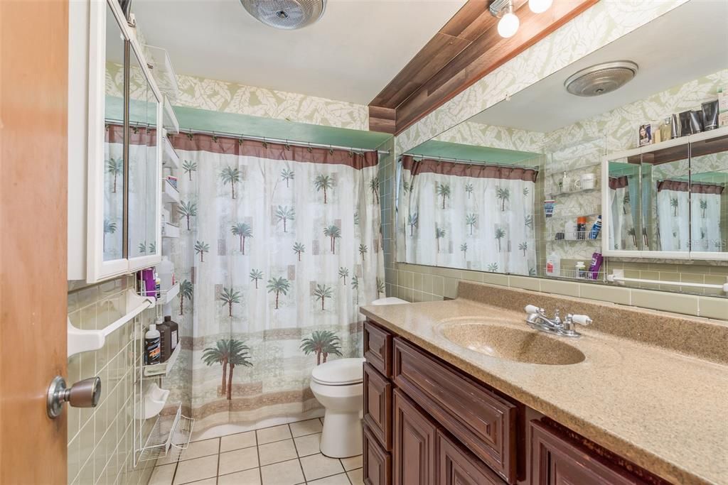 待售: $359,000 (2 贝兹, 2 浴室, 1338 平方英尺)