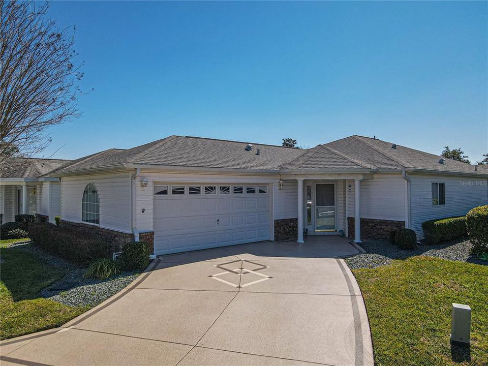 Recently Sold: $279,900 (2 beds, 2 baths, 1356 Square Feet)