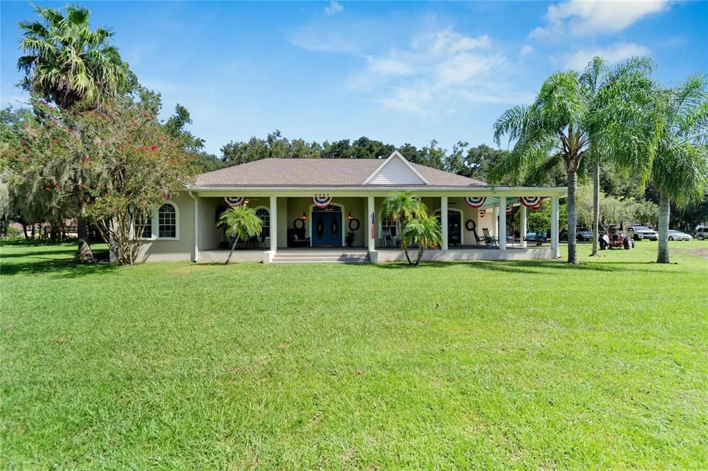 Recently Sold: $800,000 (4 beds, 2 baths, 3122 Square Feet)