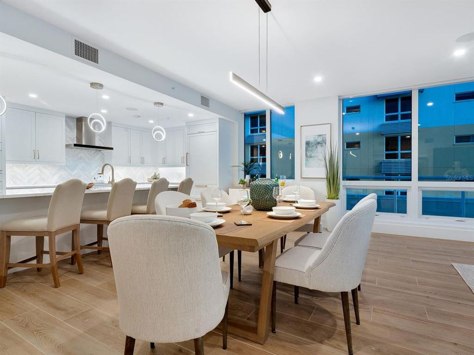 Recently Sold: $5,250,000 (3 beds, 3 baths, 2631 Square Feet)