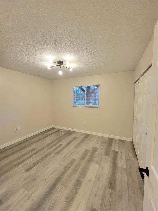 Recently Sold: $134,900 (2 beds, 1 baths, 832 Square Feet)