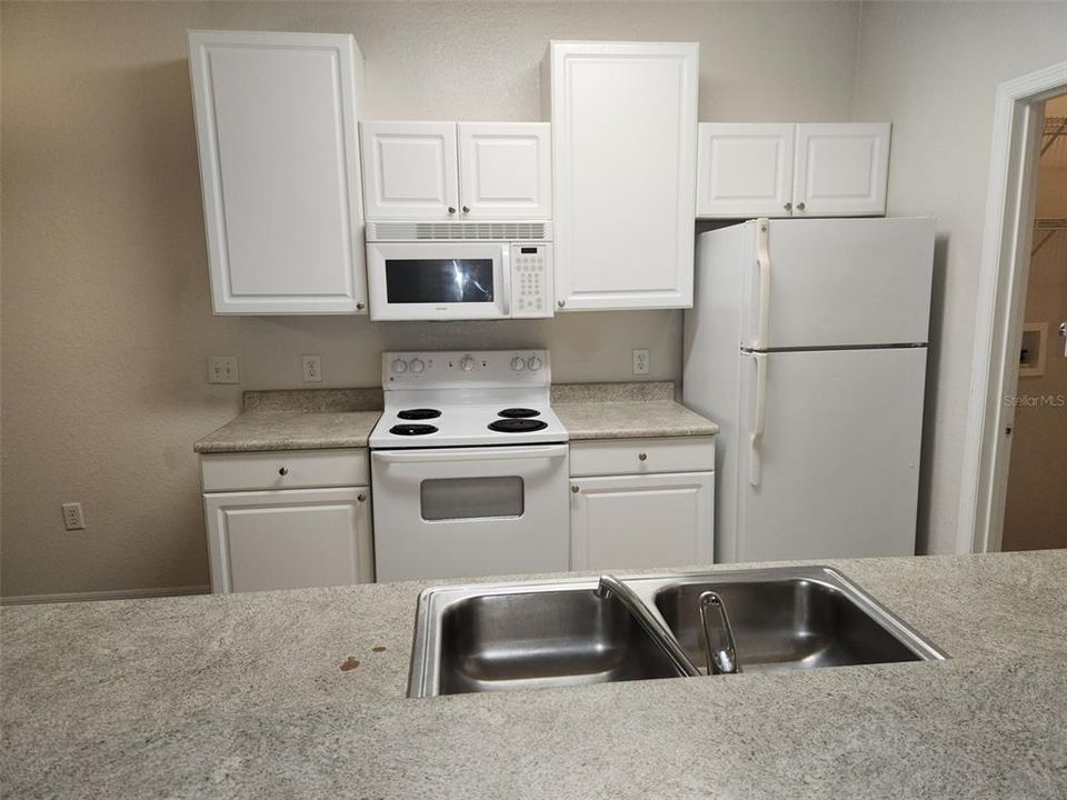For Sale: $203,000 (2 beds, 2 baths, 1152 Square Feet)