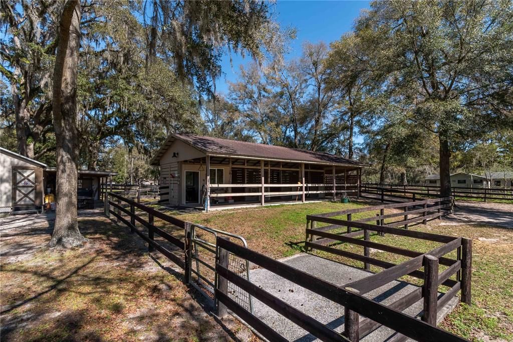 Active With Contract: $850,000 (3 beds, 2 baths, 2187 Square Feet)