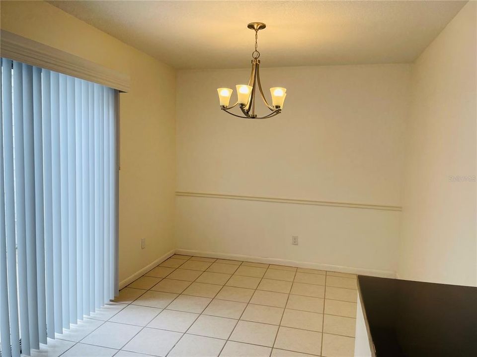 Active With Contract: $1,750 (2 beds, 2 baths, 960 Square Feet)