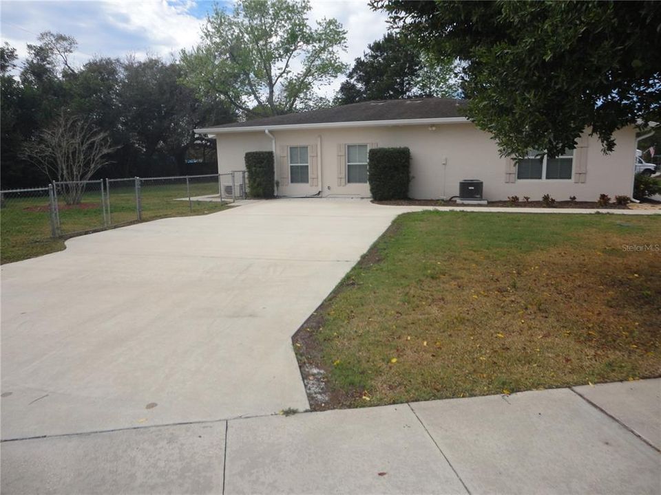 60' long driveway