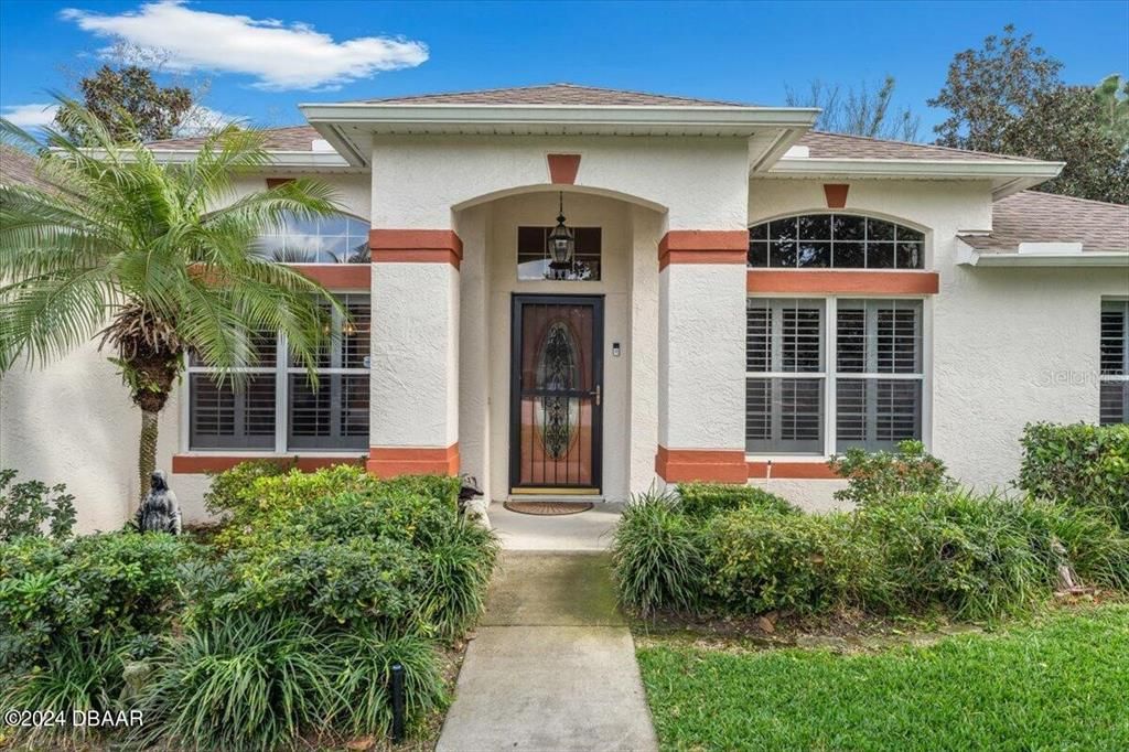 Vendido Recientemente: $420,000 (4 camas, 2 baños, 2023 Pies cuadrados)