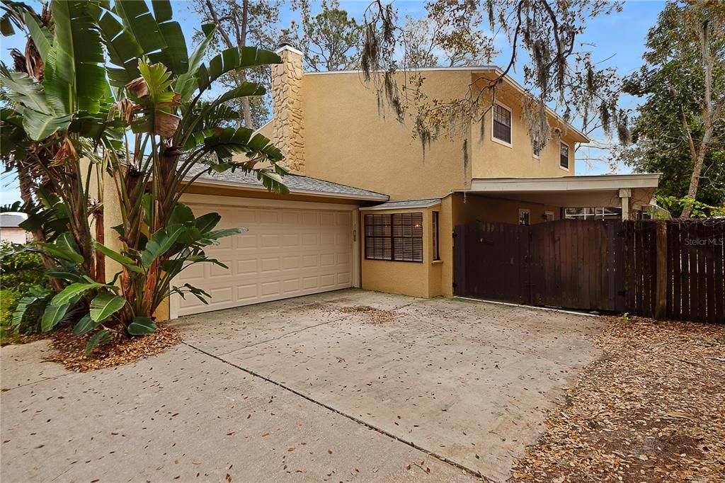 Active With Contract: $520,000 (3 beds, 2 baths, 2712 Square Feet)