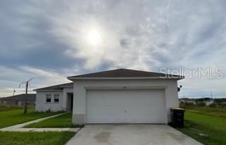 Vendido Recientemente: $218,500 (3 camas, 2 baños, 1242 Pies cuadrados)