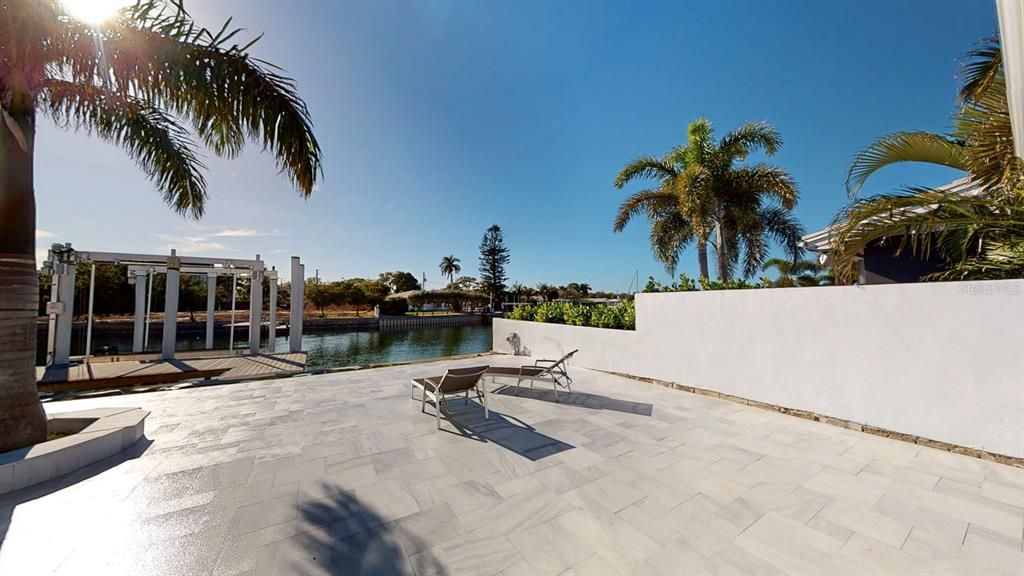 En Venta: $1,795,000 (3 camas, 3 baños, 2338 Pies cuadrados)