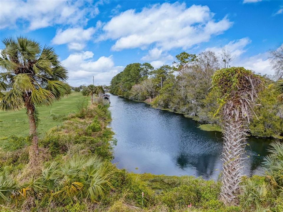 Freshwater canal behind property - add your private dock