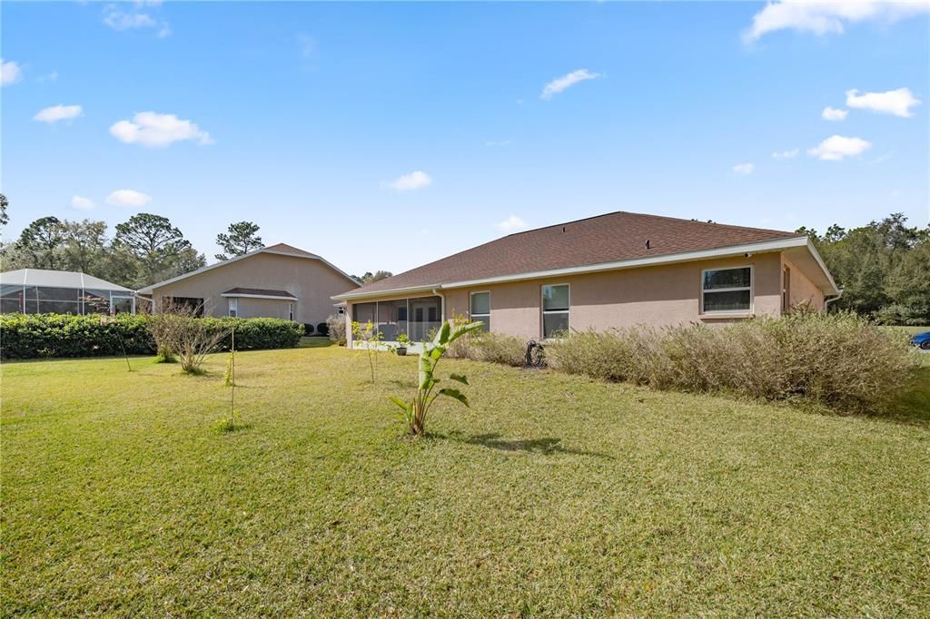 Active With Contract: $309,900 (3 beds, 2 baths, 1686 Square Feet)