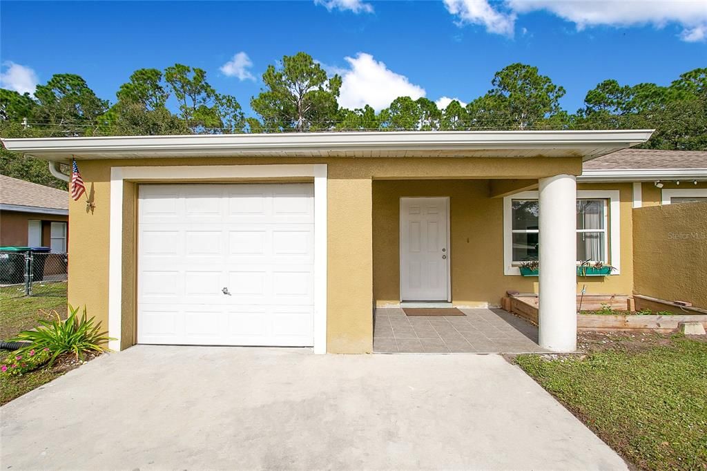 Recently Sold: $279,900 (3 beds, 2 baths, 1202 Square Feet)