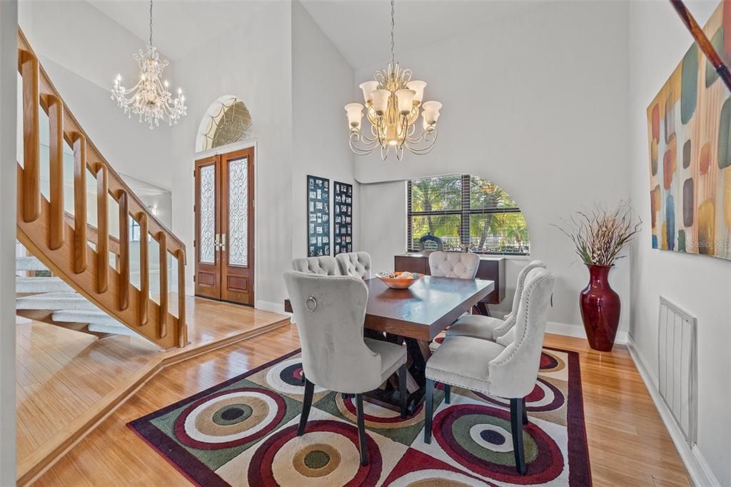 Recently Sold: $1,325,000 (5 beds, 3 baths, 4560 Square Feet)
