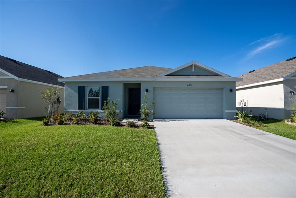 Active With Contract: $2,200 (3 beds, 2 baths, 1496 Square Feet)
