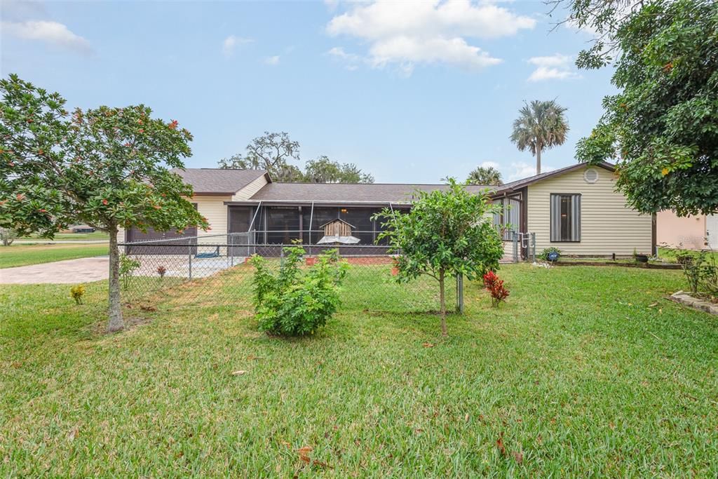 Active With Contract: $310,000 (4 beds, 2 baths, 1804 Square Feet)