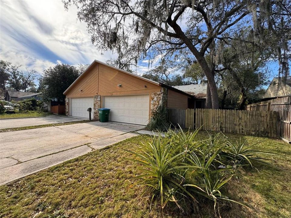 Recently Sold: $579,900 (0 beds, 0 baths, 2454 Square Feet)