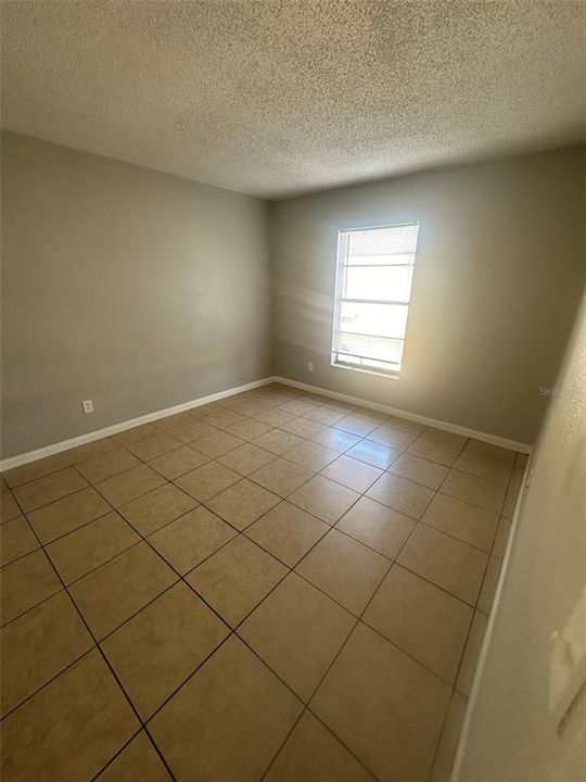 Recently Rented: $850 (1 beds, 1 baths, 625 Square Feet)