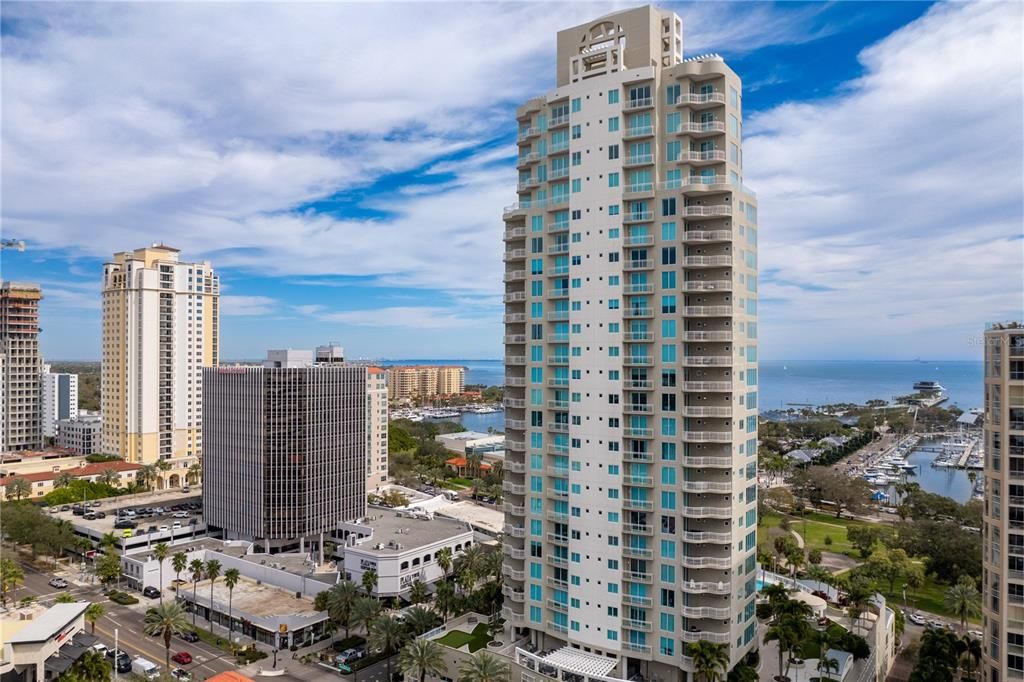 For Sale: $3,947,000 (3 beds, 3 baths, 2435 Square Feet)