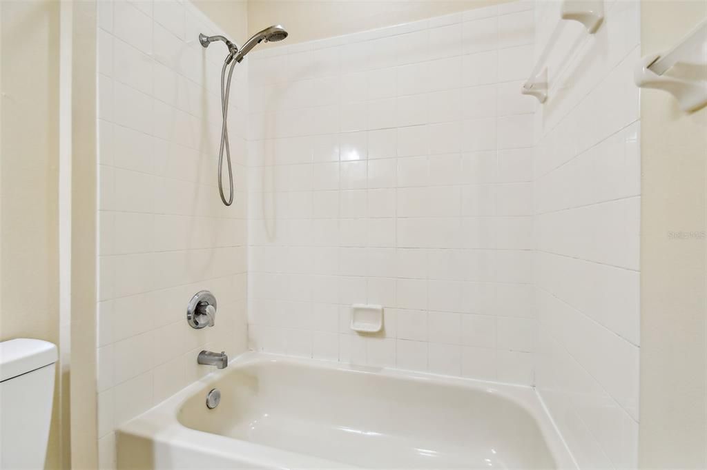 Недавно арендовано: $2,480 (4 спален, 2 ванн, 1901 Квадратных фут)
